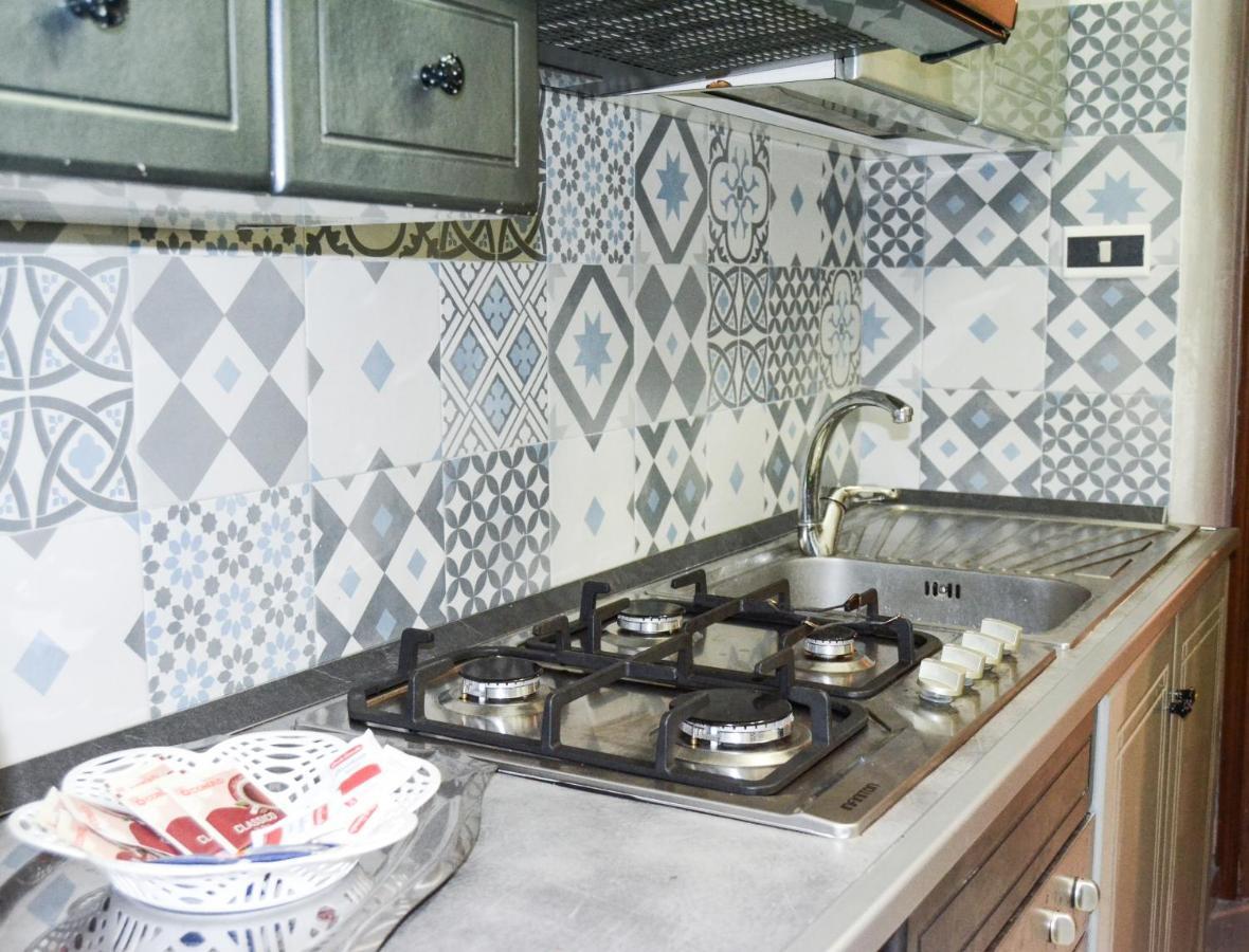 A Casa E Margari Apartment Napoli Bagian luar foto